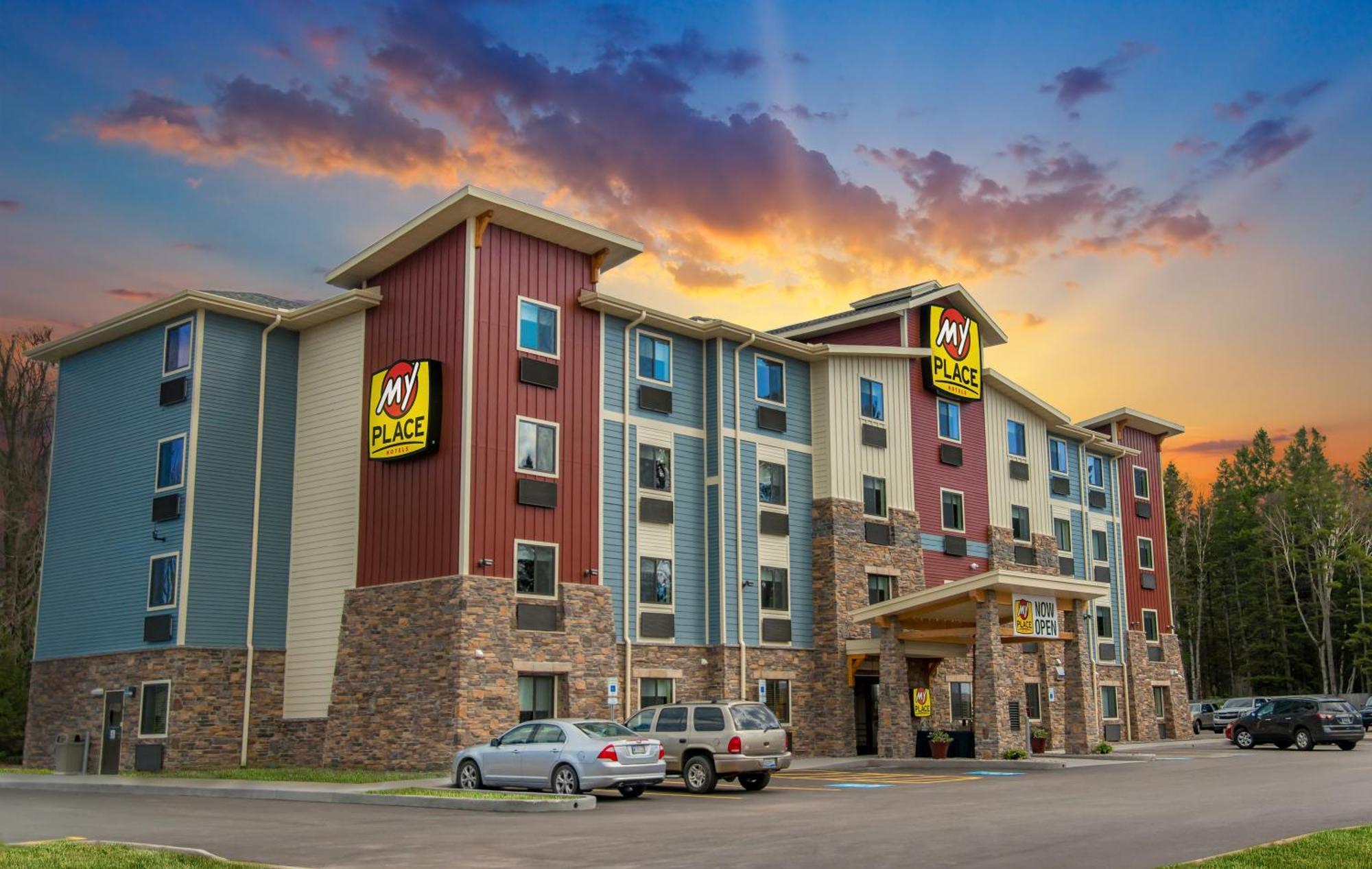 My Place Hotel-Marquette, Mi Dış mekan fotoğraf